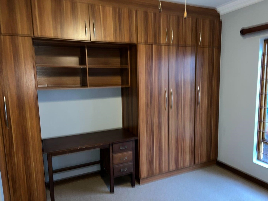 To Let 2 Bedroom Property for Rent in Die Bult North West
